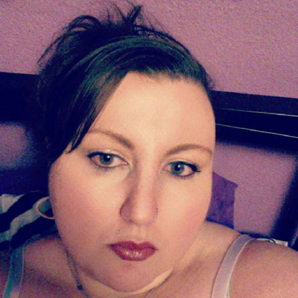 Meet your Posher, Liz